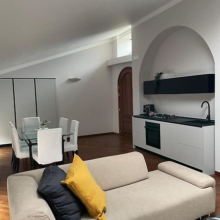 Civico 16 Appartement Chiaravalle Marche Buitenkant foto