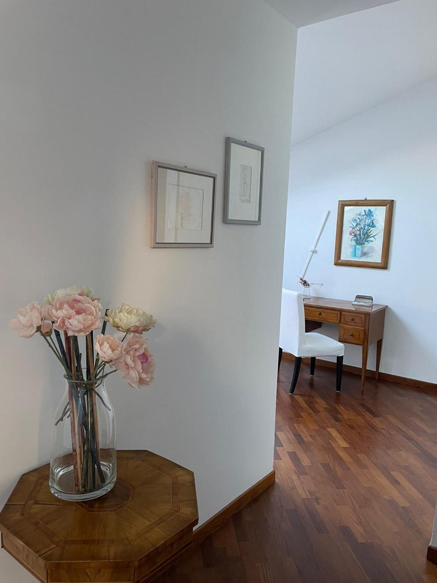 Civico 16 Appartement Chiaravalle Marche Buitenkant foto